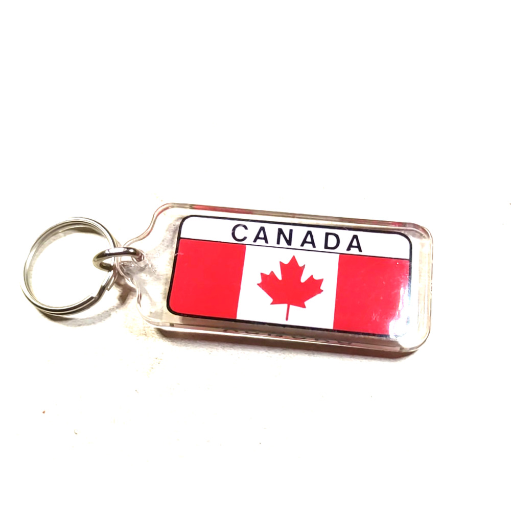Canada Acrylic Keychain Flag Maple Leaf - Picture 2 of 3
